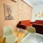 Sunlight & Comfort Flat 4 Pax