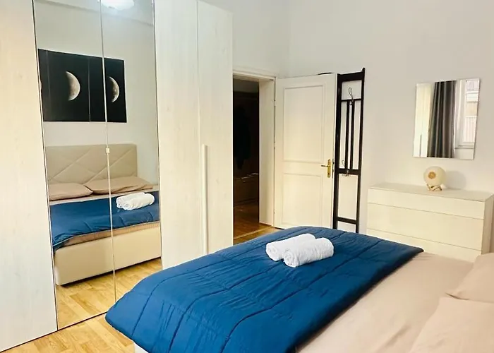 Sunlight & Comfort Flat 4 Pax דירה טיראנה