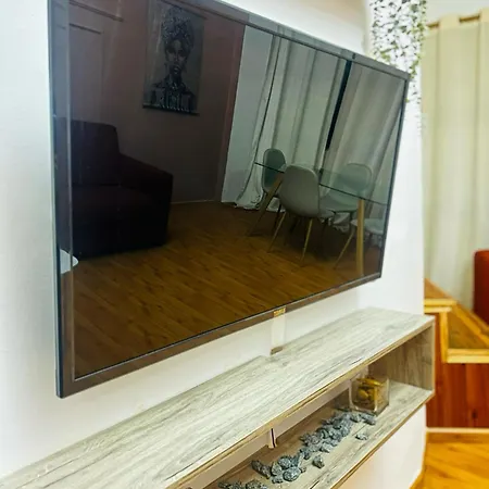 Sunlight & Comfort Flat 4 Pax Tirana