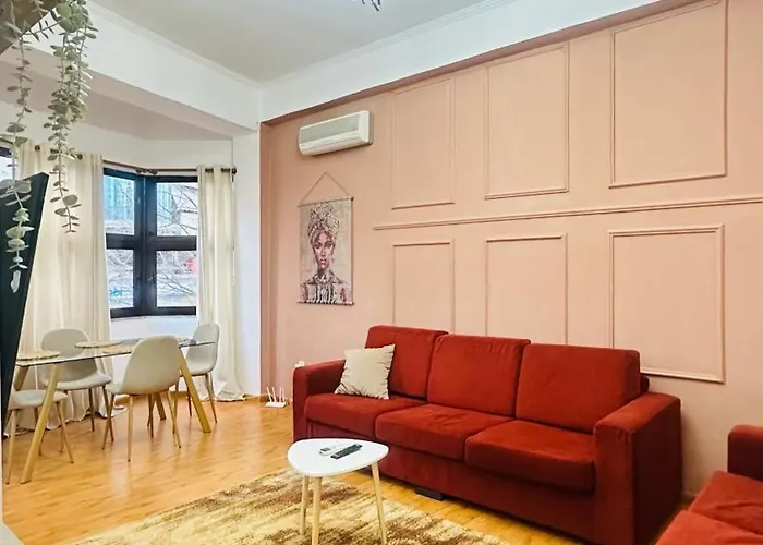 Sunlight & Comfort Flat 4 Pax * Tirana